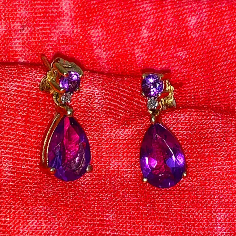 Amethyst and diamond earring